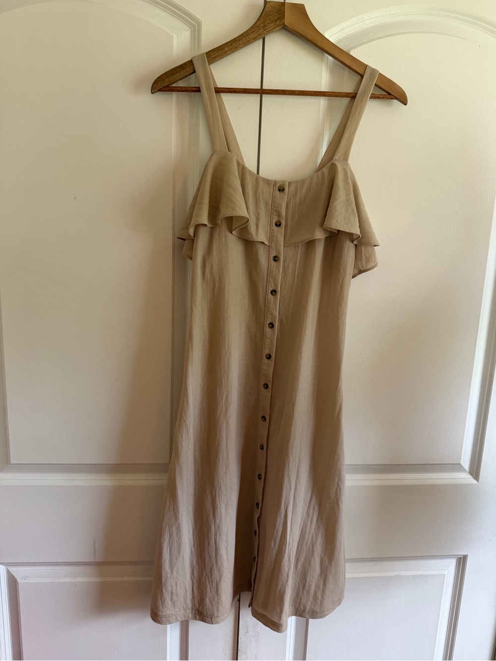 Gianni Bini Beige Button-Front Ruffle Midi Dress